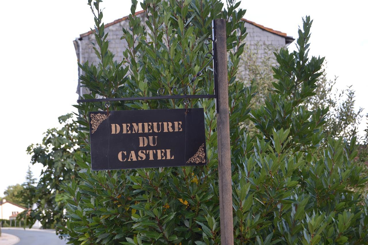 مبيت وإفطار Les Châtelliers-Châteaumur Demeure Du Castel المظهر الخارجي الصورة